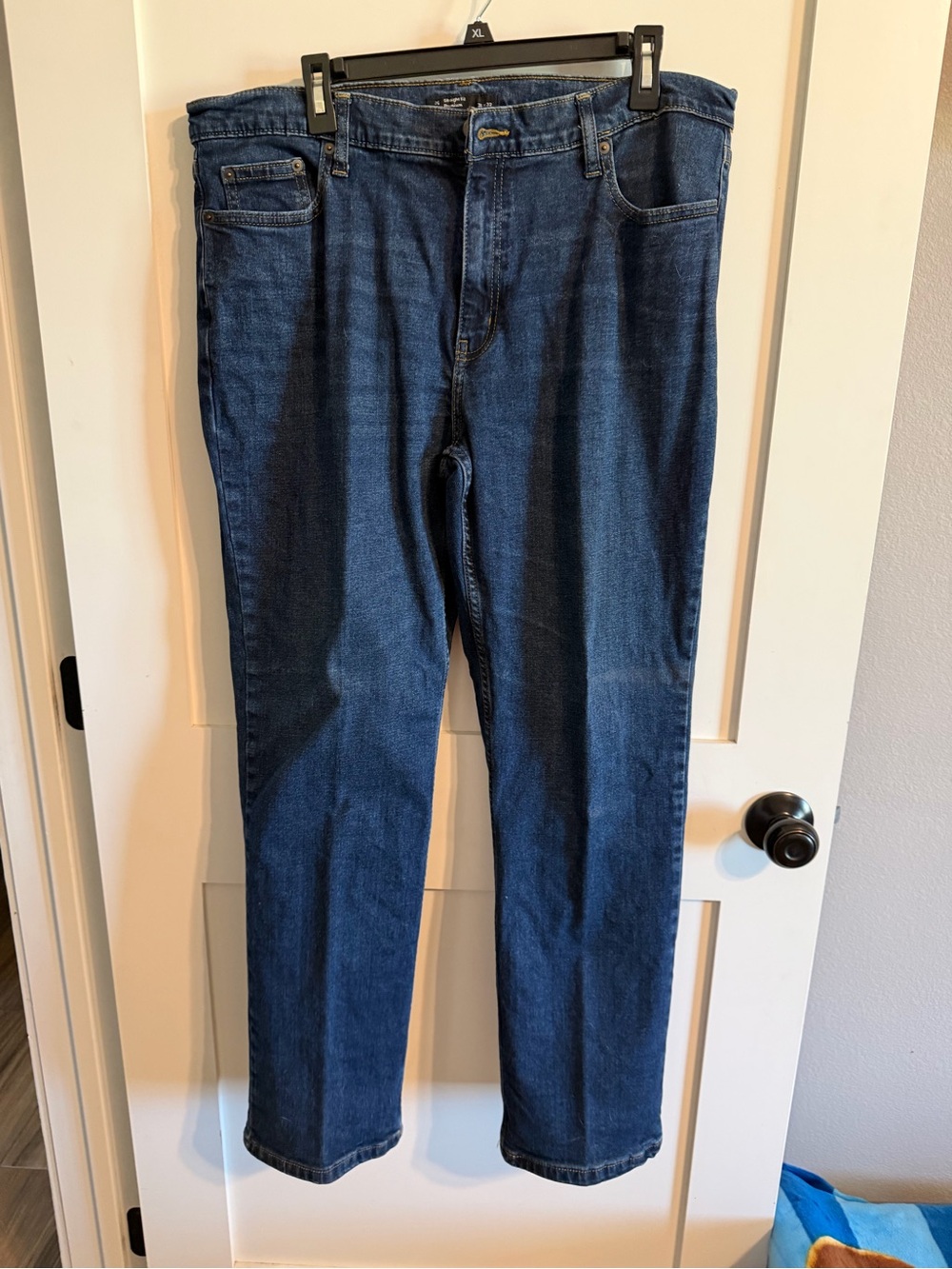 Men's Straight Fit Dark Blue Jeans - Classic Everyday Denim